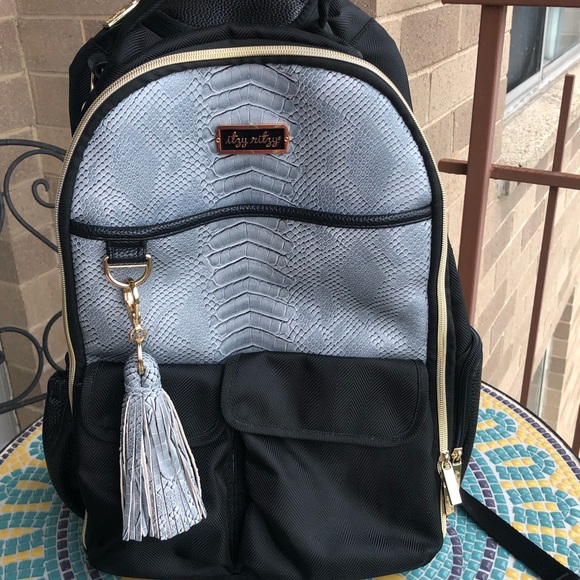 Itzy Ritzy Bags Limited Edition Itzy Ritzy Snakeskin Backpack Poshmark